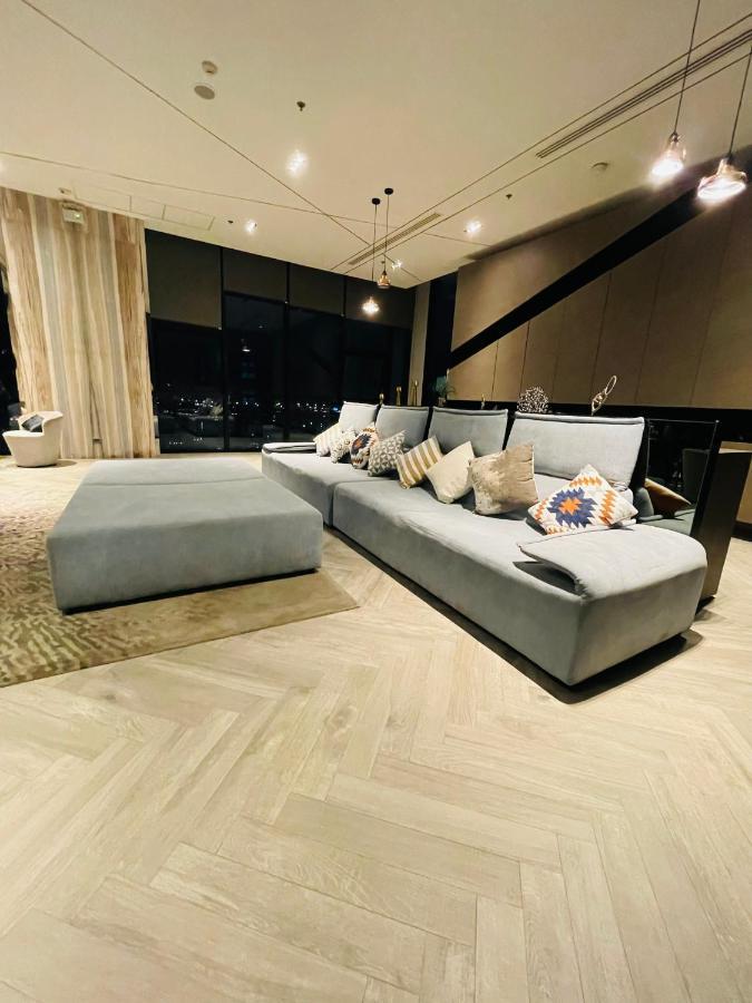 The Base 359 Apartment *